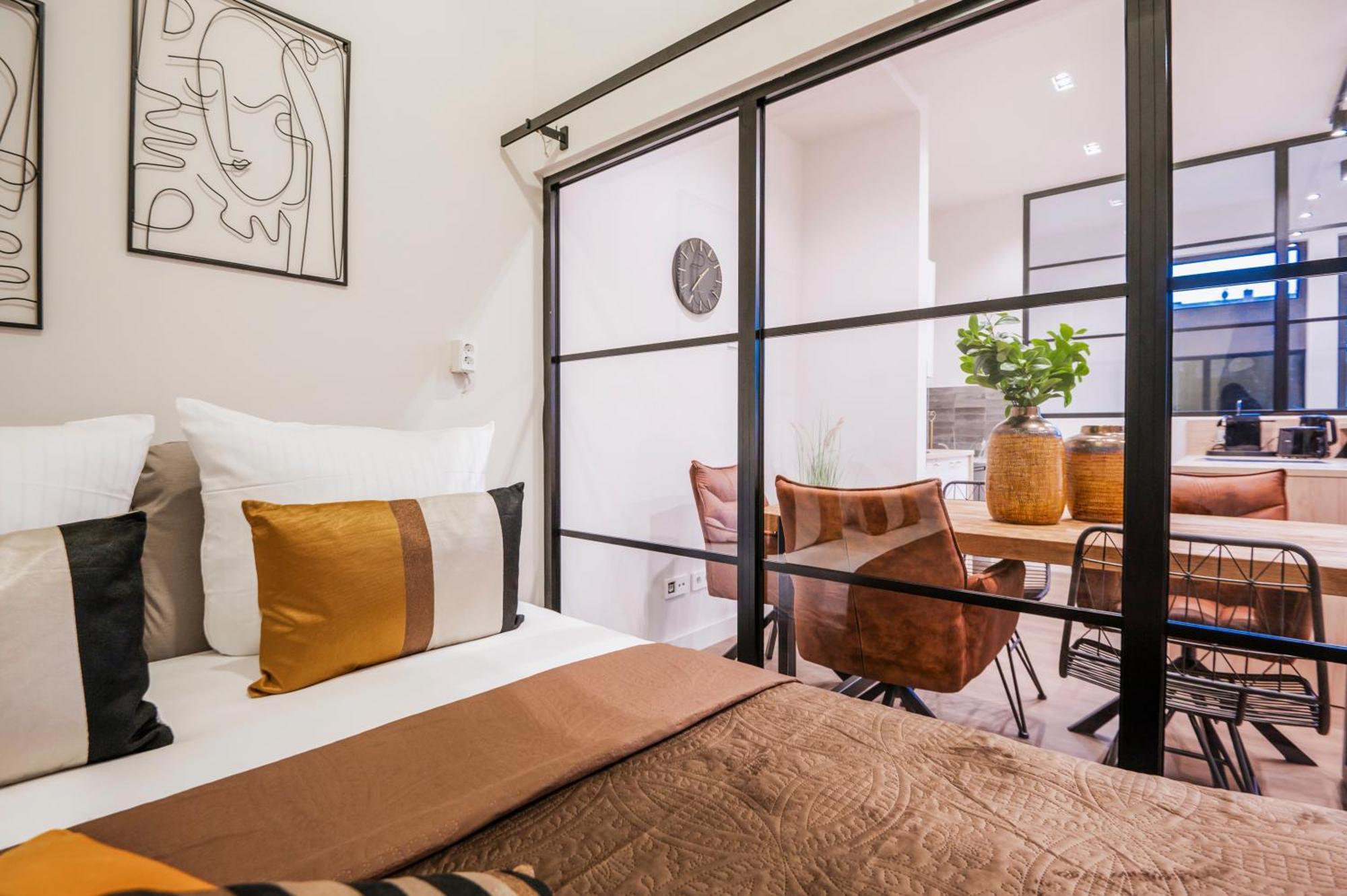 S331 - Luxurious Two Bedroom Duplex Apartment In Cologne Colónia Exterior foto